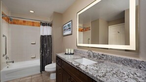 sgfhb-bathroom-0045-hor-wide.jpg