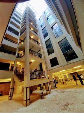 LOBBY VIEW