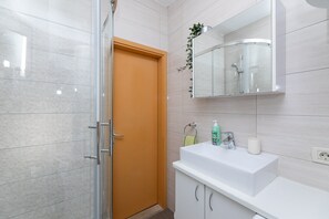 Kylpyhuone