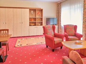Ferienwohnung mit Balkon-Ferienwohnung Wohn-E