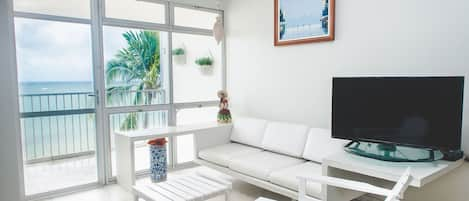 Apartamento incrível, à beira-mar, com Wi-Fi na praia de Candeias, Pernambuco 