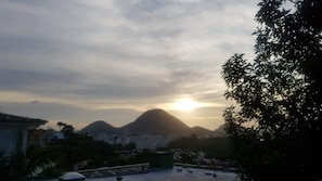 Vue depuis lâhĂ©bergement