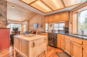 Kitchen - Kitchen