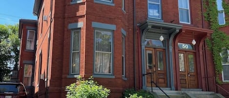 Beautiful 3 story home in Historic Downtown Portland. 