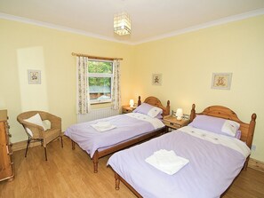 Hollybush Cottage twin bedded room | Hollybush Cottage, Denford, nr. Leek