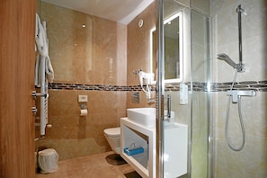 Comfort Doppelzimmer mit Dusche und WC-Bad