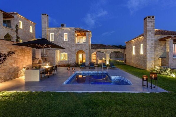 Holiday Home Exterior [summer]