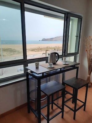 Vue sur mer du salon