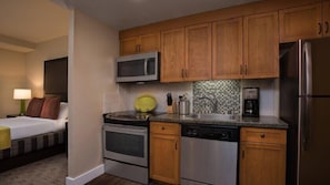 rnogr-kitchen-0043-hor-wide.jpg