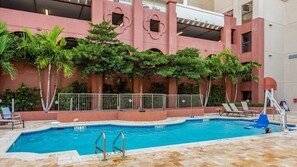Wyndham Sea Gardens_2.jpg