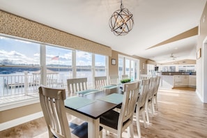Lakeside dining area, seating for 10 plus bar seating.