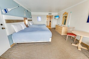 Large Living Area with Views of the Ocean, Beautifully Decorated