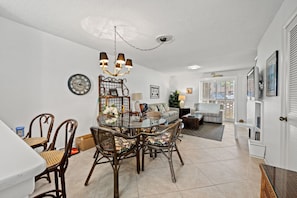 Enjoy a jigsaw puzzle around the table.