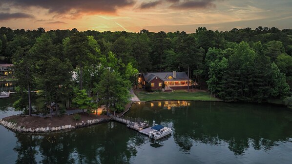 The stunning aerial view of Deerpoint and the nearly 500 feet of water frontage.