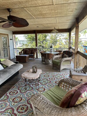 Upper pool deck