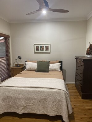Queen bed