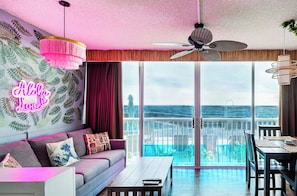 One Million Dollar View. The closest Ocean Front Suite to the best beach in Kona