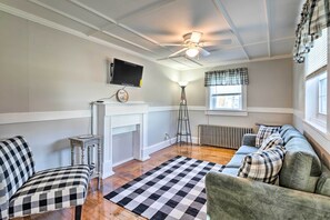 Living Room | Central Heating & Air Conditioning