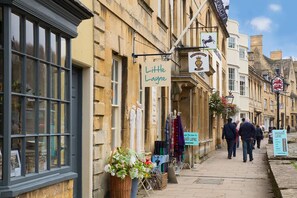 Explore the many independent shops on the High Street.