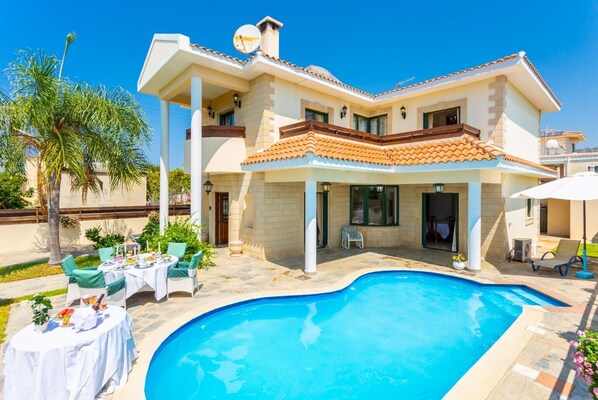 Beautiful villa with private pool, terrace, and garden