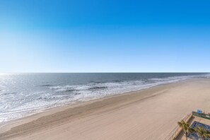 Private Oceanfront Balcony