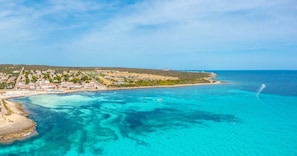 Aerial view showing location of Voramar Waterfront