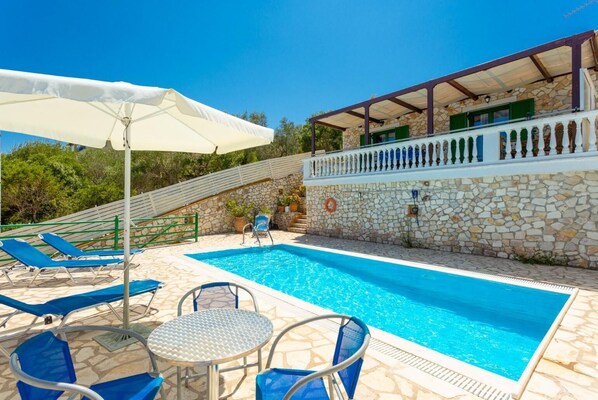 Beautiful villa with private pool and terrace with panoramic sea views