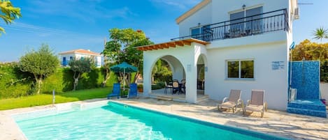 Beautiful villa with private pool and terrace