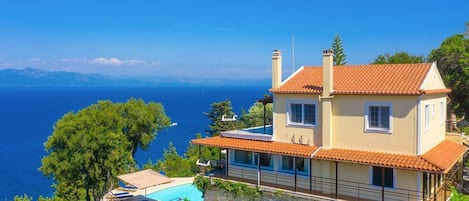 Beautiful villa with private pool and terrace with panoramic sea views