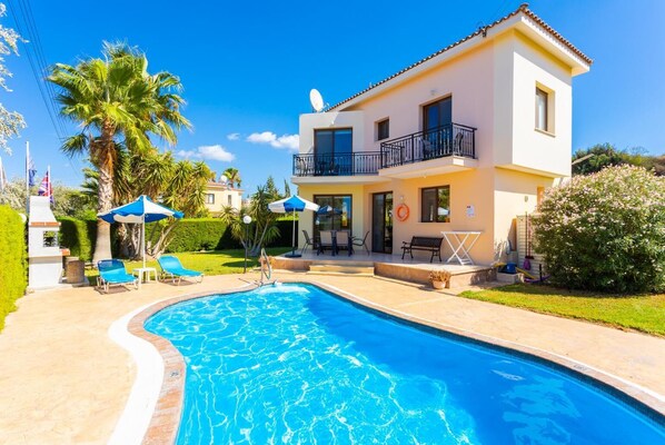 Beautiful villa with private pool, terrace, and garden