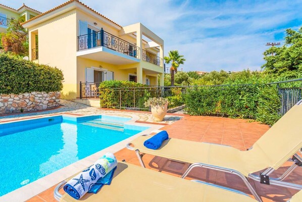 Beautiful villa with private pool and terrace