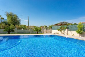 Private pool