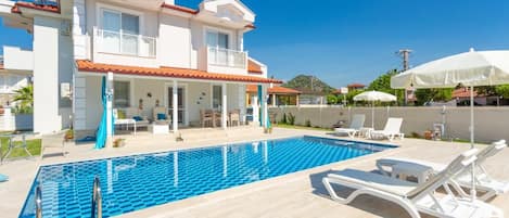 Beautiful villa with private pool and terrace