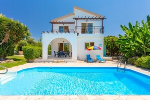 Beautiful villa with private pool and terrace