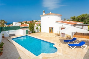 Beautiful villa with private pool and terrace