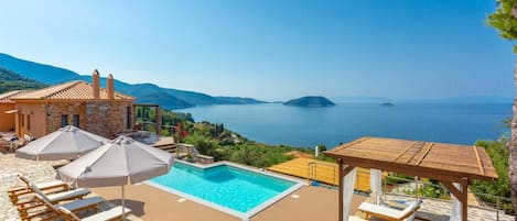 Beautiful villa with private pool and terrace with panoramic sea views