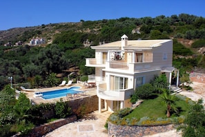 Beautiful villa with private pool, terrace, and lawn 