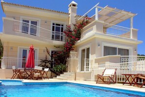 Beautiful villa with private pool, terrace, and lawn