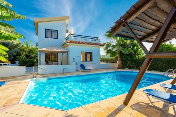 Beautiful villa with private pool and terrace