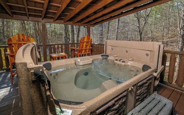 Bain à remous extérieur