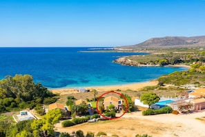 Aerial view showing location of Maria Beach House