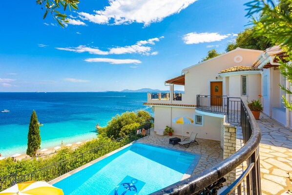 Beautiful villa with private pool and terrace with panoramic sea views