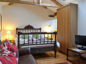 Open plan living space | Garth Country House Cottages- Gardeners Cottage - Garth Country House Cottages, Near Sawrey, near Ambleside