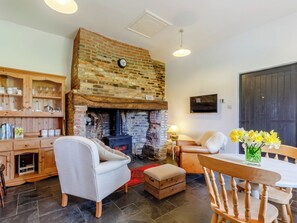 Living room/dining room | Pettingalls Farm Cottage, Deopham Green, near Wymondham