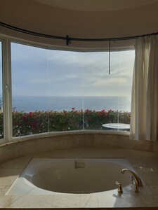 Casa Punta Vista, panoramic ocean view.