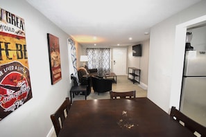 We warmly welcome you and look forward to hosting your stay!