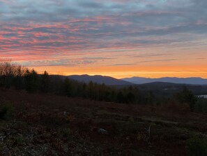 enjoy these cotton candy sunsets over the mountains every night