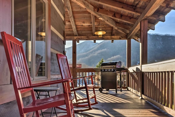 Maggie Valley Vacation Rental | 2BR | 2BA | 1,860 Sq Ft | Private 2-Story Cabin