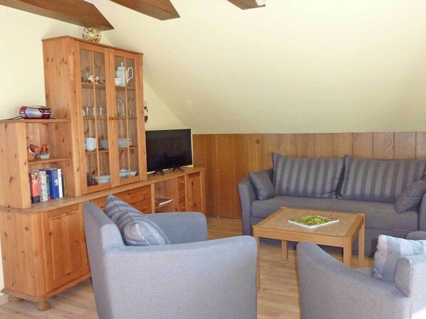 Schwalbennest, 55qm, 2 Schlafzimmer, max. 4 Personen-Ferienbauernhof Gördes - Wohnung Schwalbennest