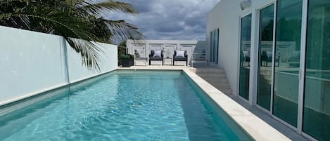 Private pool on the third floor 